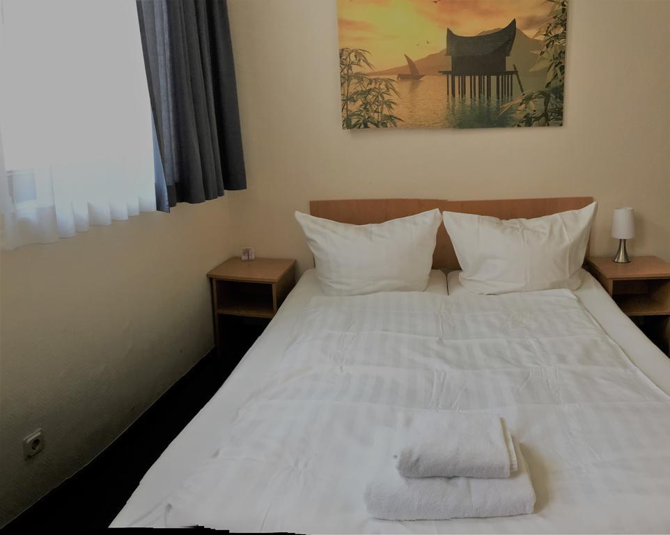 Hotel La Isla Köln Ngoại thất bức ảnh